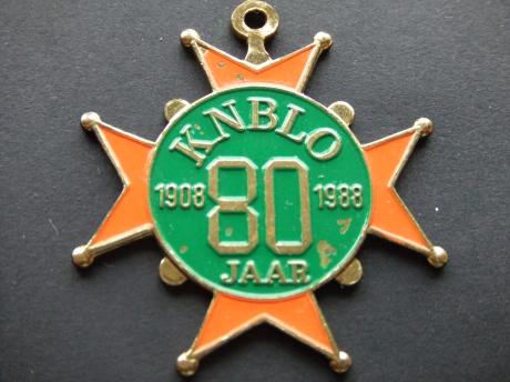 KNBLO Wandelsportorganisatie Nederland 80 jaar jubileum. Tony van Dongen Mars ( was 20 jaar de marsleider van de nijmeegse vierdaagse)